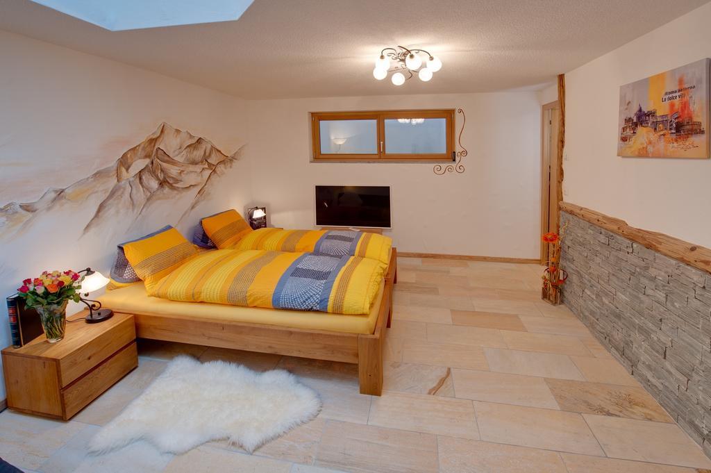 Chalet Alpoase Zermatt Room photo